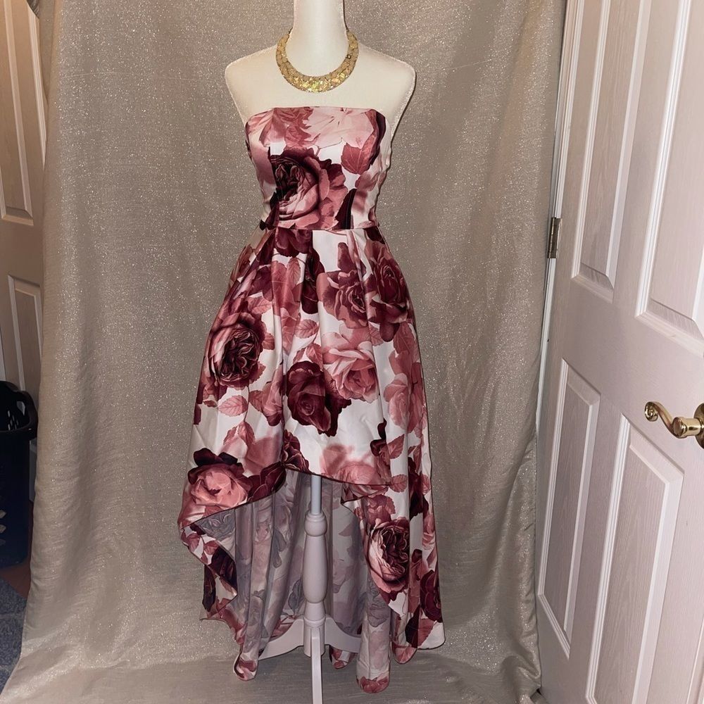 NWT FLORAL DRESS